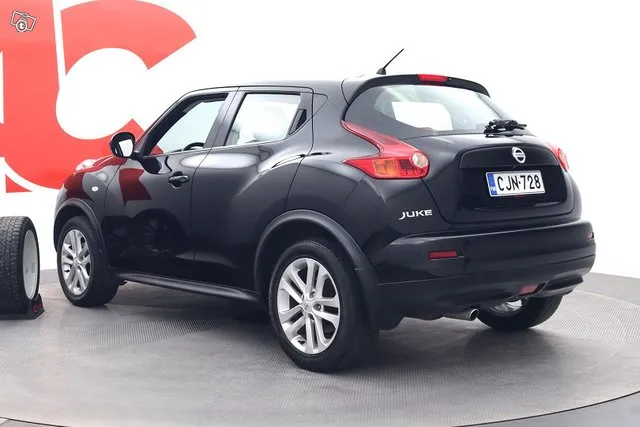 Nissan Juke 1,6L Acenta 2WD 5MT Connect - / Navigointi / Per Image 3